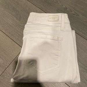 Paige Verdugo Crop; Size 26